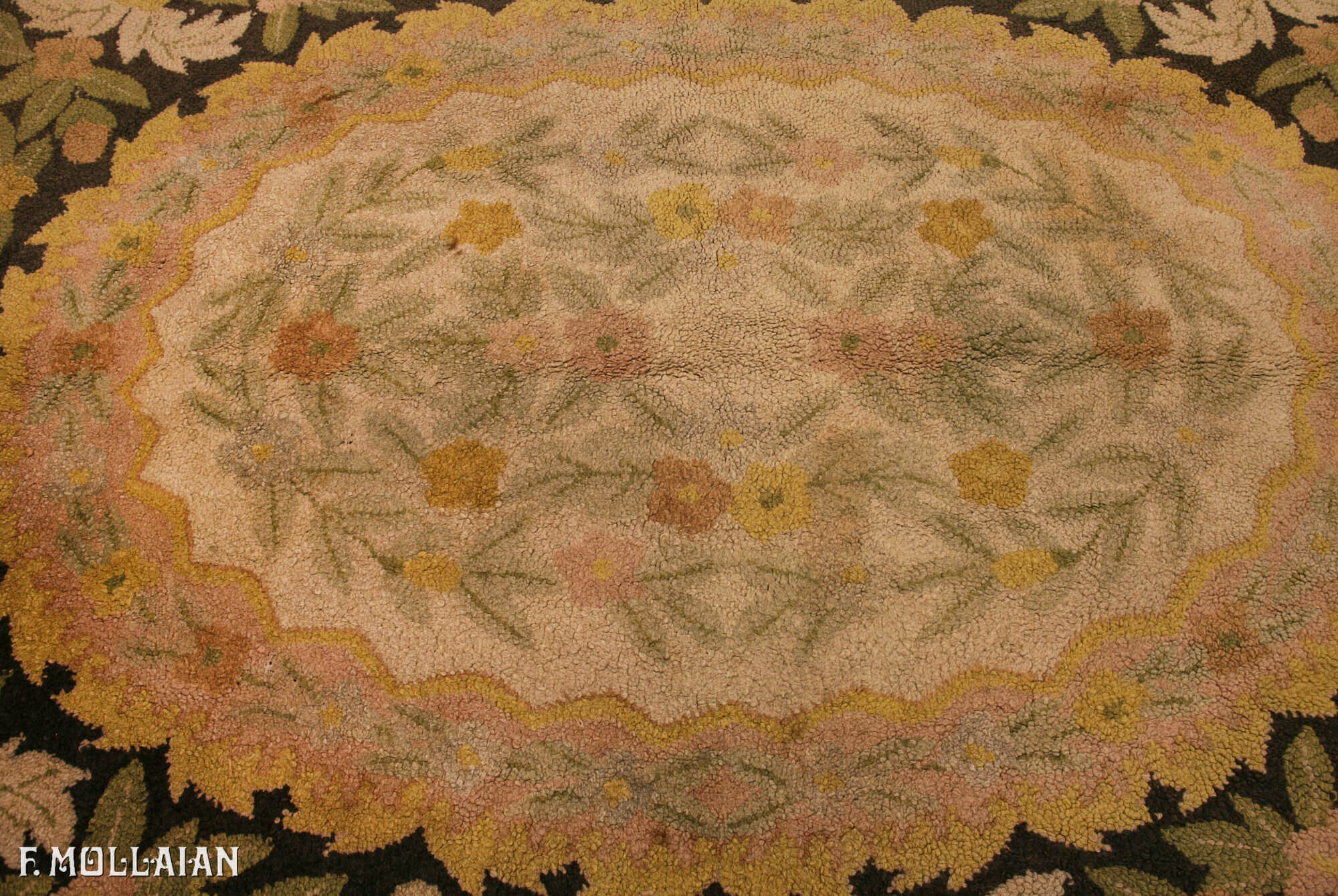 Antique American Hook Rug n°:74350309